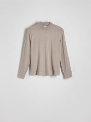 Sweter z wiskozą - jasnoszary. Szare swetry męskie Reserved, l, bez wzorów, z dzianiny, bez kołnierzyka, bez ramiączek. W wyprzedaży za 49.99 zł.