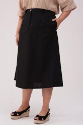 Czarna lniana spódnica Lena PLUS SIZE OVERSIZE XXL. Czarne spódnice damskie Moda Size Plus Iwanek, na co dzień, l, bez wzorów, ze lnu, eleganckie, plus size, midi, dopasowane. Za 349.90 zł.