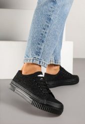 Czarne Casualowe Trampki z Cholewką Zdobioną Haftem Meppna. Czarne trampki i tenisówki damskie Born2be, z aplikacjami, z jeansu, bez zapięcia. Za 84.99 zł.