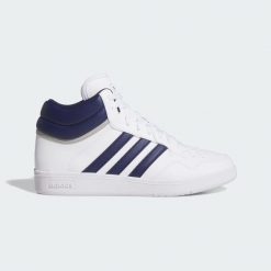 Buty Hoops 4.0 Mid. Białe buty zimowe męskie Adidas, bez zapięcia. Za 295.30 zł.