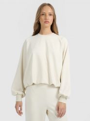 4F Bluza dresowa nierozpinana z modalem damska - beżowa S. Brązowe bluzy damskie 4F, s, bez wzorów, z dresówki, bez ramiączek, bez kaptura. Za 199.99 zł.