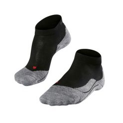 Skarpetki Falke RU4. Białe skarpety męskie Falke, bez wzorów, z materiału. Za 133.50 zł.