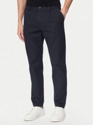 BOSS Chinosy 50559158 Granatowy Tapered Fit. Niebieskie eleganckie spodnie męskie Boss, bez wzorów, z bawełny. Za 629.99 zł.