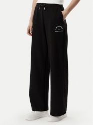 KARL LAGERFELD Spodnie dresowe B2W10145 Czarny Regular Fit. Czarne spodnie dresowe damskie KARL LAGERFELD, bez wzorów, z dresówki. Za 649.99 zł.