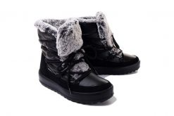 MANITU 990091-01 schwarz, śniegowce damskie. Czarne śniegowce damskie Manitu, z polaru, bez zapięcia. Za 499.90 zł.