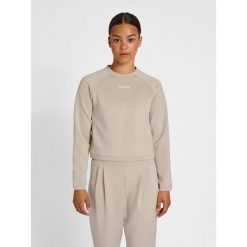 Damska krótka bluza Hummel MT Kalu. Szare bluzy damskie Hummel, bez wzorów, sportowe, bez ramiączek, bez kaptura. Za 205.00 zł.