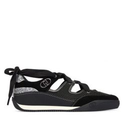 Półbuty Liu Jo. Czarne półbuty damskie Liu Jo, bez wzorów, bez obcasa, na płaskiej podeszwie, bez zapięcia. Za 639.99 zł.