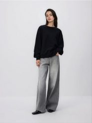 Gładka bluza z bawełną - czarny. Czarne bluzy damskie Reserved, l, bez wzorów, z bawełny, bez ramiączek, bez kaptura. Za 89.99 zł.