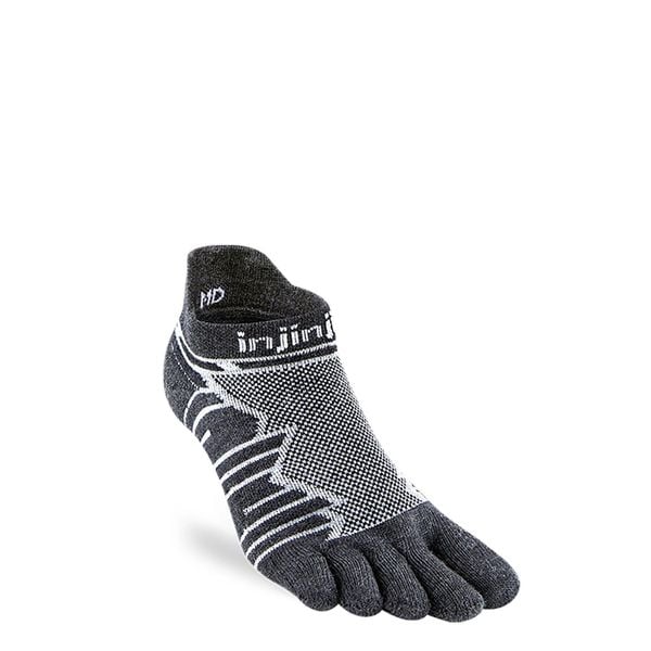 Skarpety do biegania Injinji Ultra Run No-Show Wool. Czarne skarpetki damskie Injinji, bez wzorów. Za 99.99 zł.