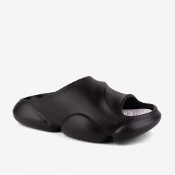 Klapki damskie Coqui. Czarne klapki damskie Coqui, bez wzorów, bez obcasa, bez zapięcia. Za 125.99 zł.