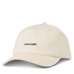 Czapka z daszkiem Calvin Klein. Brązowe czapki damskie Calvin Klein, bez wzorów. Za 129.99 zł.