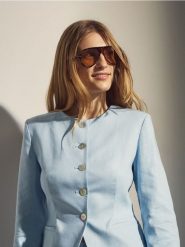 Marynarka z lnem - jasnoniebieski. Niebieskie marynarki i żakiety damskie Reserved, bez wzorów, z tkaniny, bez kołnierzyka, bez ramiączek. Za 179.99 zł.