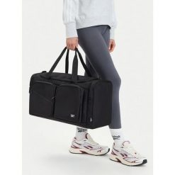Torba sportowa Reebok. Czarne torby sportowe męskie Reebok, bez wzorów, małe. Za 169.99 zł.
