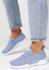 Niebieskie Buty Sportowe Westtide. Niebieskie obuwie sportowe damskie Born2be, z aplikacjami, z okrągłym noskiem, bez zapięcia. Za 39.99 zł.