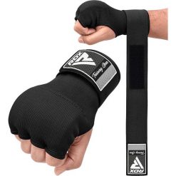 Rękawiczki wewnętrzne z bandażem IS2 - Kolor czarny - rozmiar XL. Czarne rękawiczki męskie RDX SPORTS, bez wzorów. Za 99.99 zł.