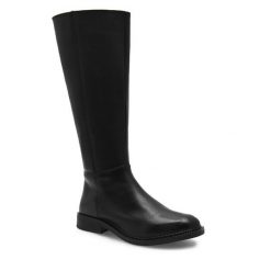 Kozaki Lasocki. Czarne kozaki damskie Lasocki, bez wzorów, bez obcasa, na płaskiej podeszwie, bez zapięcia. Za 429.99 zł.