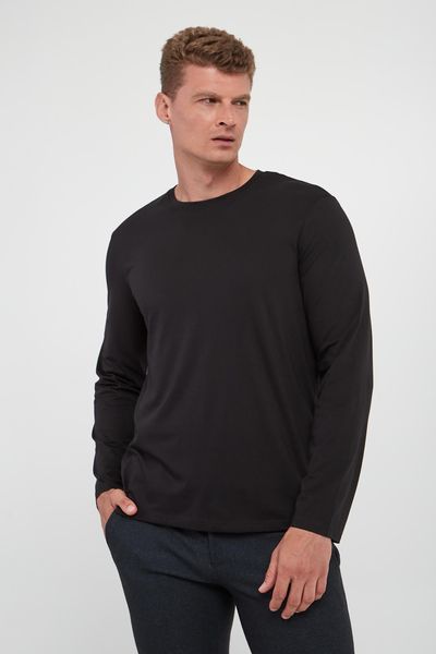 Longsleeve ARMANI EXCHANGE. Bluzy męskie Armani Exchange, m, bez wzorów, bez ramiączek, bez kaptura. Za 289.00 zł.