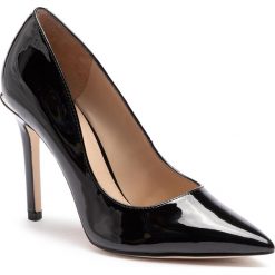 Szpilki GUESS - Bellamy2 FL6BY2 PAF08 BLACK. Czarne szpilki damskie Guess, z aplikacjami, ze skóry ekologicznej, bez obcasa, na obcasie, bez zapięcia. W wyprzedaży za 339.00 zł.