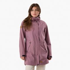 Płaszcz wiatroszczelny damski Swedemount Sarek Coat 2.0. Fioletowe płaszcze damskie SWEDEMOUNT, s, bez wzorów, z materiału, bez kołnierzyka, z kapturem. Za 359.99 zł.