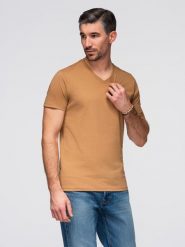 Męska klasyczna bawełniana koszulka z dekoltem w serek BASIC – brązowa V9 - Rozmiar: M. Brązowe t-shirty męskie Ombre Clothing, m, bez wzorów, z bawełny, bez kołnierzyka, bez ramiączek. W wyprzedaży za 29.99 zł.