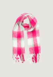 Szalik Kobieta ONLY ONLMIA CHECK SCARF CC. Czerwone szaliki damskie ONLY, bez wzorów, z poliesteru. Za 121.50 zł.