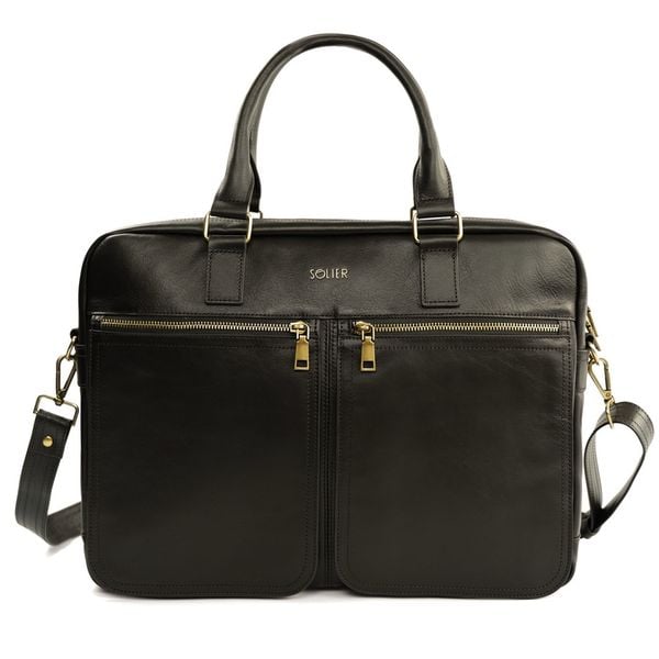 Torba skórzana na ramię, laptopa SOLIER brązowa. Brązowe torby na laptopa damskie Solier, bez wzorów, ze skóry. Za 538.99 zł.