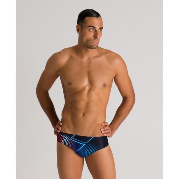 Kąpielówki slipy męskie na basen Arena Optical Waves Brief. Czarne kąpielówki męskie ARENA, m, bez wzorów. Za 49.99 zł.