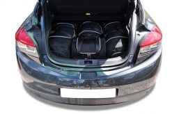 Torby Do Bagażnika Renault Megane Coupe 2008-2016 4Szt Kjust. Czarne torby podróżne damskie KJUST, bez wzorów, z kauczuku. Za 1,209.00 zł.