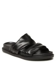 DeeZee Klapki E566-71 Czarny. Czarne klapki damskie DeeZee, bez wzorów, ze skóry, bez obcasa, bez zapięcia. Za 119.99 zł.