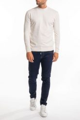 Takeshy Kurosawa Sweter | 83383 | Maglia Girocollo | Mężczyzna | Kremowy. Białe swetry męskie Takeshy Kurosawa, m, bez wzorów, z poliamidu, bez kołnierzyka, bez ramiączek. W wyprzedaży za 299.00 zł.