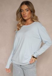 Jasnoniebieski Sweter z Kaszmirem Ozdobiony Kieszeniami Saniswena. Niebieskie swetry nierozpinane damskie Renee, uniwersalny, bez wzorów, z kaszmiru, casualowe, bez kołnierzyka, bez ramiączek. Za 74.99 zł.