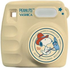 YASHICA x Peanuts Mini Digital Camera (Cream). Aparaty kompaktowe Yashica. Za 179.17 zł.