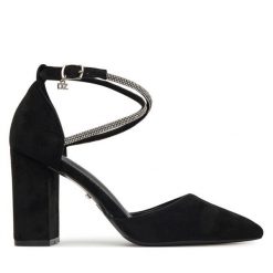 Czółenka DeeZee. Czarne czółenka damskie DeeZee, bez wzorów, bez obcasa, bez zapięcia. Za 139.99 zł.