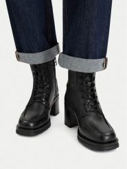 G-STAR Botki CEO-WI34-TRUST-05 Czarny. Czarne botki damskie G-Star, bez wzorów, ze skóry, retro, bez obcasa, na słupku, bez zapięcia. Za 399.99 zł.