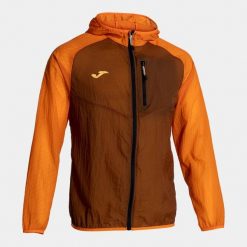 Kurtka do biegania męska Joma R-Trail Nature Raincoat. Brązowe kurtki męskie Joma, m, bez wzorów, bez kaptura, do biegania. Za 312.50 zł.