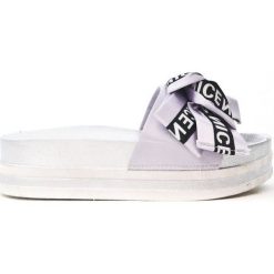 Klapki z kokardką (38). Szare klapki damskie Viestar Shoes, bez wzorów, bez obcasa, bez zapięcia. Za 59.00 zł.