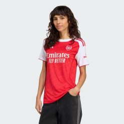 Koszulka podstawowa Arsenal 25/26. Białe bluzki damskie Adidas, s, bez wzorów, klasyczne, bez kołnierzyka, bez ramiączek. Za 439.00 zł.