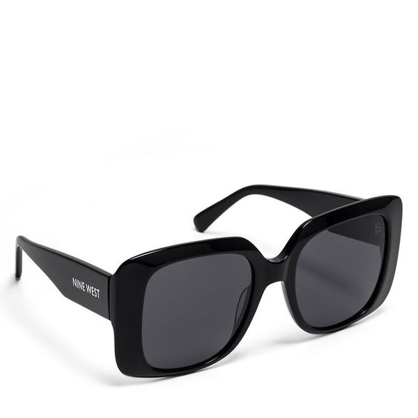 Okulary przeciwsłoneczne Nine West. Czarne okulary przeciwsłoneczne damskie Nine West. Za 139.99 zł.