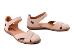 JOSEF SEIBEL 75805 MI724 230 Caitlyn 05 creme, sandały damskie. Brązowe sandały damskie Josef Seibel, bez wzorów, ze skóry, bez obcasa, bez zapięcia. Za 399.90 zł.