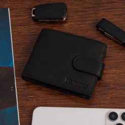 Męski portfel skórzany klasyczny duży poziomy czarny skóra nat Beltimore K43. Czarne portfele męskie bez wzorów, ze skóry. Za 45.00 zł.