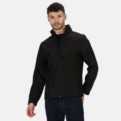 Kurtka Softshellowa Męska Lekka. Czarne kurtki męskie Regatta, m, bez wzorów, z jersey, bez kaptura, trekkingowe. Za 248.99 zł.