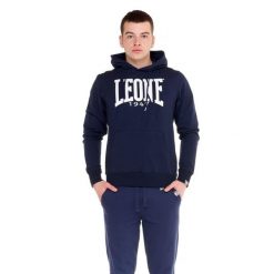 Bluza Leone 1947 Apparel Big Logo z lekkiej bawełny. Niebieskie bluzy męskie LEONE 1947 APPAREL, bez wzorów, z bawełny, sportowe, bez ramiączek, bez kaptura. W wyprzedaży za 134.59 zł.