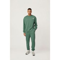 Bluza Kubota zielona unisex. Zielone bluzy męskie Kubota, m, bez wzorów, z bawełny, bez ramiączek, bez kaptura. W wyprzedaży za 119.99 zł.