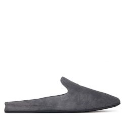 Klapki Max Mara. Szare klapki damskie Max Mara, bez wzorów, bez obcasa, bez zapięcia. Za 2,109.00 zł.