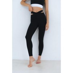 Legginsy do jogi Moonholi Belly Button z długimi nogawkami. Czarne bielizna sportowa damska MOONHOLI, bez wzorów. Za 259.00 zł.