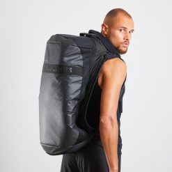 Torba do sportów walki Outshock 900 60 l. Czarne torby sportowe męskie OUTSHOCK, bez wzorów, z materiału. Za 219.99 zł.