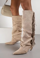 Ciemnobeżowe Kozaki na Szpilce w Stylu Boho Ozdobione Frędzlami Mevinavia. Brązowe kozaki damskie Renee, na lato, z aplikacjami, z jeansu, bez obcasa, na obcasie, bez zapięcia. Za 199.99 zł.