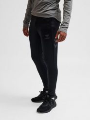 Legginsy Hummel Pro. Czarne legginsy damskie Hummel, bez wzorów, z materiału. Za 302.50 zł.