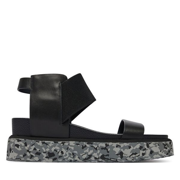 Sandały United Nude. Czarne sandały damskie United Nude, bez wzorów, bez obcasa, na koturnie, bez zapięcia. Za 530.99 zł.