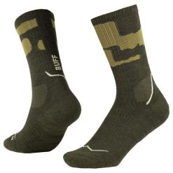 Skarpetki Buff MERINO MW CREW SOCKS MWC2 BEETLE. Zielone skarpety męskie Buff, bez wzorów, z elastanu. Za 139.90 zł.